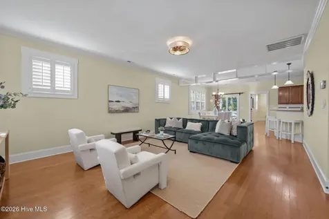 806 Wildflower Drive Holly Ridge NC 28445