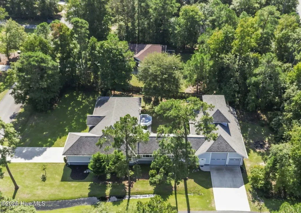 147 Pine Needle Drive Hampstead NC 28443