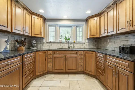 147 Pine Needle Drive Hampstead NC 28443