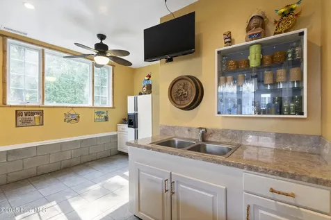 147 Pine Needle Drive Hampstead NC 28443