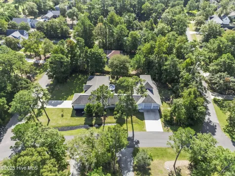 147 Pine Needle Drive Hampstead NC 28443