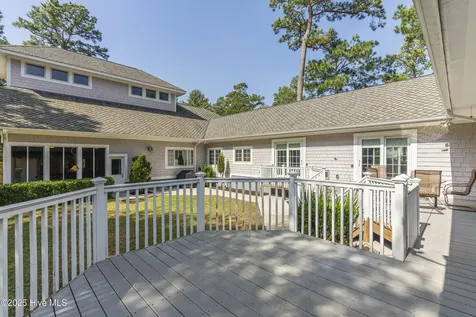 147 Pine Needle Drive Hampstead NC 28443