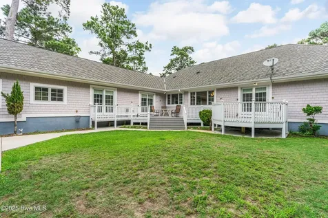 147 Pine Needle Drive Hampstead NC 28443