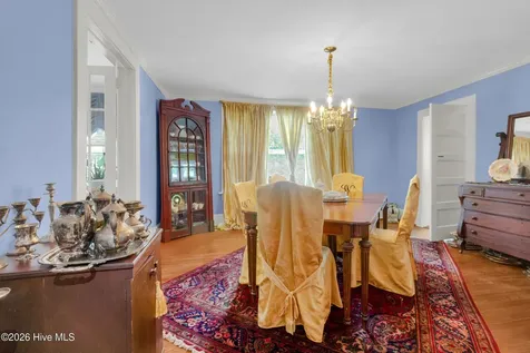 208 Johnson Street New Bern NC 28560