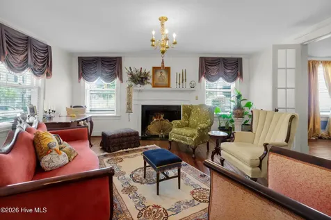 208 Johnson Street New Bern NC 28560