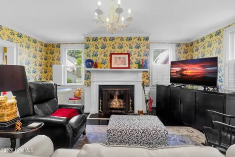 208 Johnson Street New Bern NC 28560