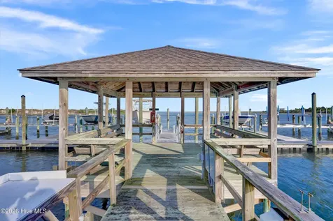 1922 Masons Bluff Court Wilmington NC 28411