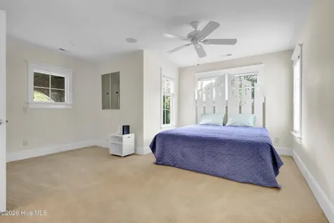 1922 Masons Bluff Court Wilmington NC 28411