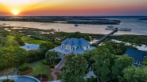 1922 Masons Bluff Court Wilmington NC 28411