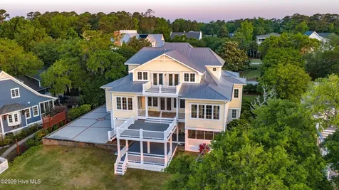 1922 Masons Bluff Court Wilmington NC 28411