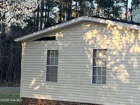 2185 Peacock Road Whiteville NC 28472