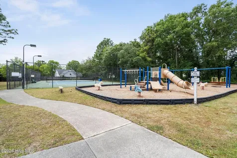 4011 E Bishop Court Wilmington NC 28412
