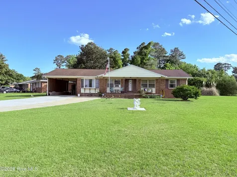 102 Yorkshire Drive Jacksonville NC 28546