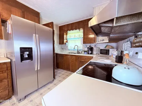 102 Yorkshire Drive Jacksonville NC 28546