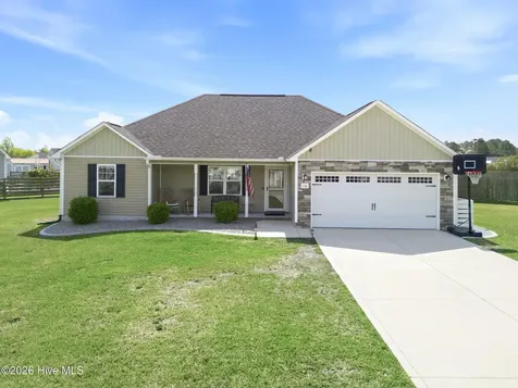 116 Bridgeport Drive Sneads Ferry NC 28460