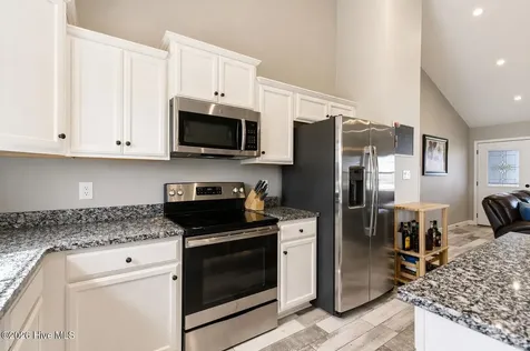 116 Bridgeport Drive Sneads Ferry NC 28460