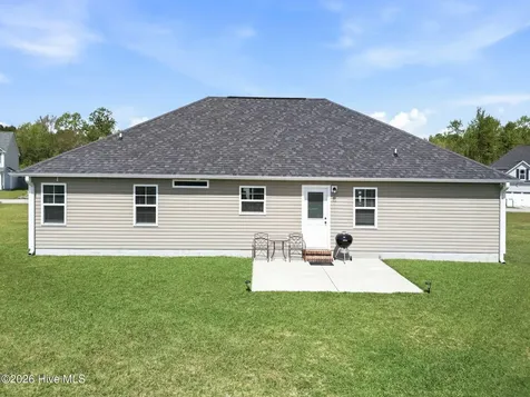 116 Bridgeport Drive Sneads Ferry NC 28460