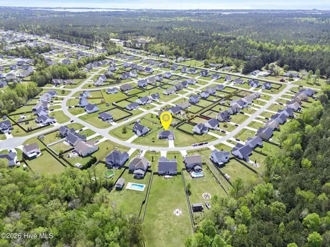 116 Bridgeport Drive Sneads Ferry NC 28460