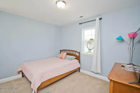 124 Waterford Way Maysville NC 28555