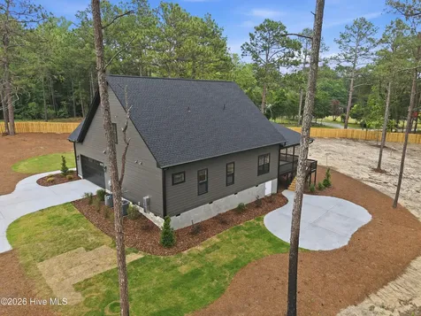 130 Bluebird Trail West End NC 27376