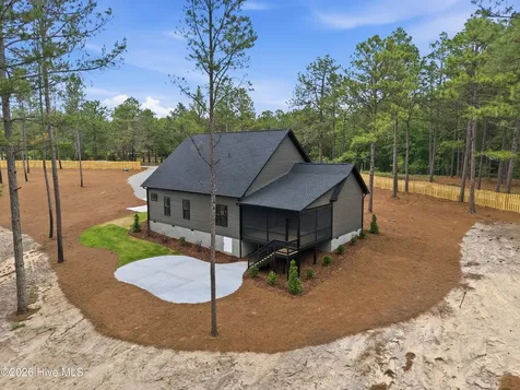 130 Bluebird Trail West End NC 27376