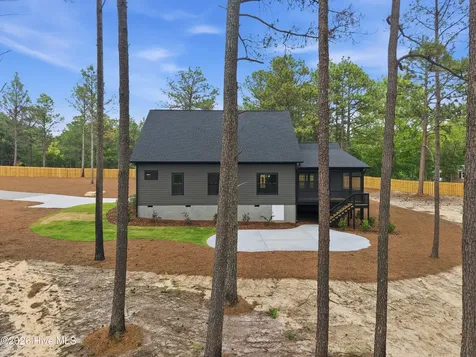 130 Bluebird Trail West End NC 27376