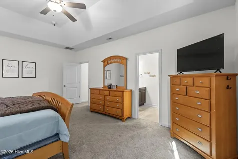 603 Mayapple Lane Hubert NC 28539