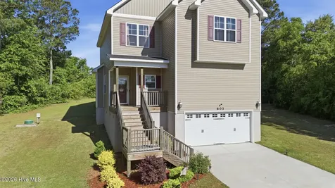 603 Mayapple Lane Hubert NC 28539