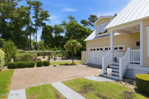 422 Sunrise Court Emerald Isle NC 28594