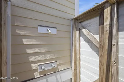 422 Sunrise Court Emerald Isle NC 28594