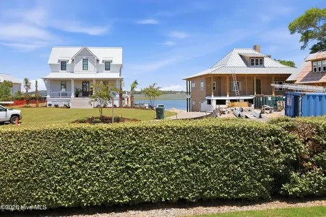 422 Sunrise Court Emerald Isle NC 28594