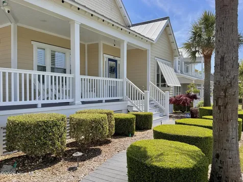 422 Sunrise Court Emerald Isle NC 28594
