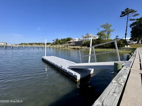 422 Sunrise Court Emerald Isle NC 28594