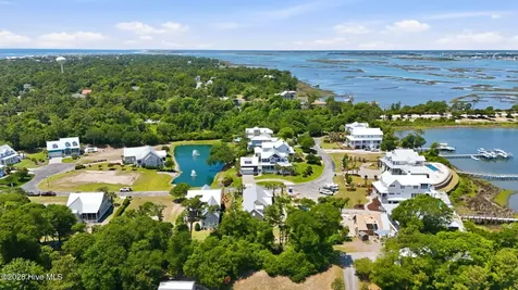 422 Sunrise Court Emerald Isle NC 28594