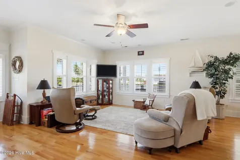 422 Sunrise Court Emerald Isle NC 28594