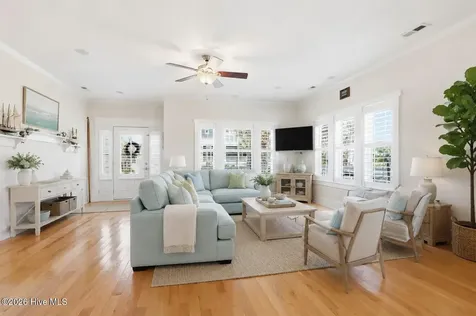 422 Sunrise Court Emerald Isle NC 28594
