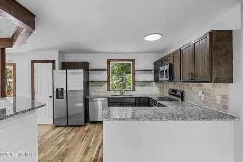 3126 Tradewinds Avenue SW Supply NC 28462