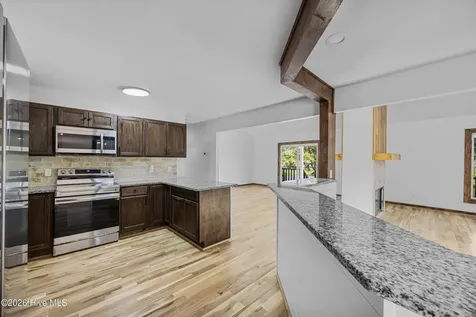 3126 Tradewinds Avenue SW Supply NC 28462