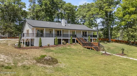 3126 Tradewinds Avenue SW Supply NC 28462
