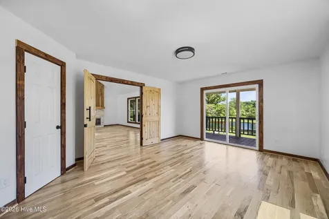 3126 Tradewinds Avenue SW Supply NC 28462