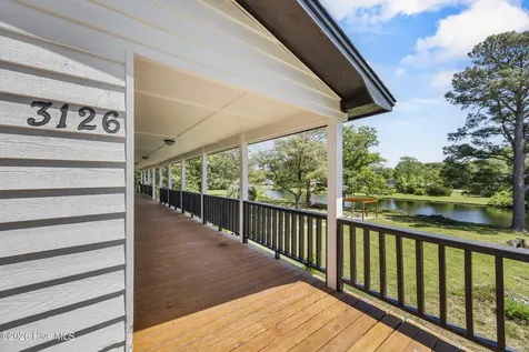 3126 Tradewinds Avenue SW Supply NC 28462