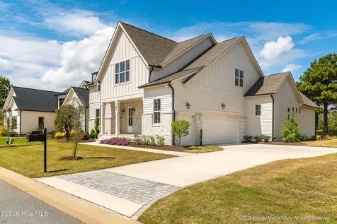200 Pine Tree Point Snow Hill NC 28580