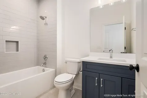 200 Pine Tree Point Snow Hill NC 28580