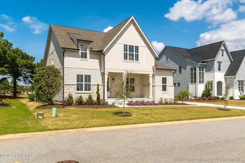 200 Pine Tree Point Snow Hill NC 28580