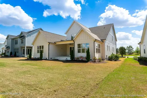 200 Pine Tree Point Snow Hill NC 28580
