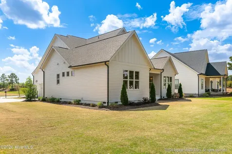 200 Pine Tree Point Snow Hill NC 28580