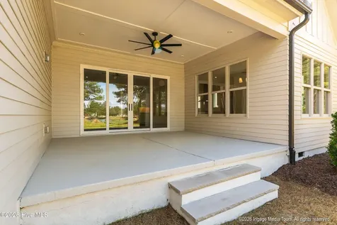 200 Pine Tree Point Snow Hill NC 28580
