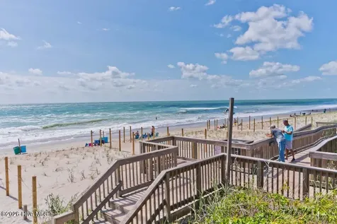 9201 Coast Guard Road Emerald Isle NC 28594