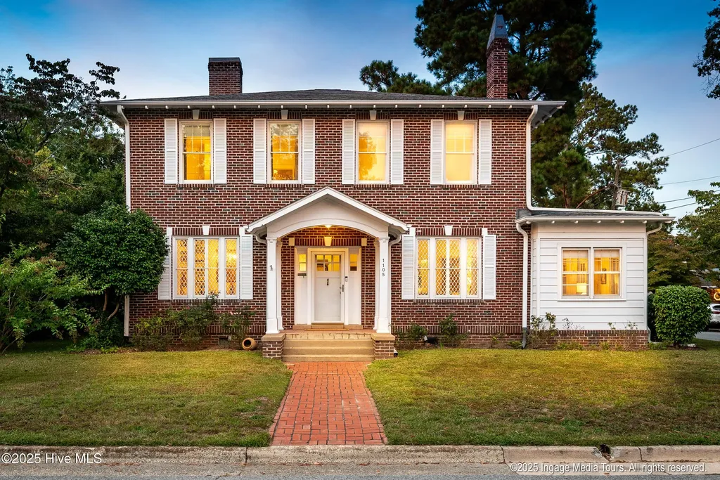 1105 Johnston Street Greenville NC 27858