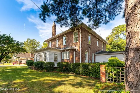 1105 Johnston Street Greenville NC 27858